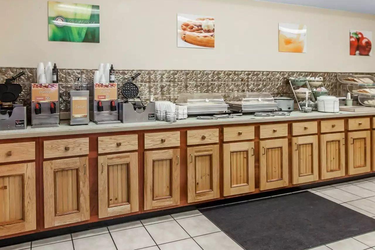 Quality Inn & Suites At Dollywood Lane Pigeon Forge Eksteriør billede