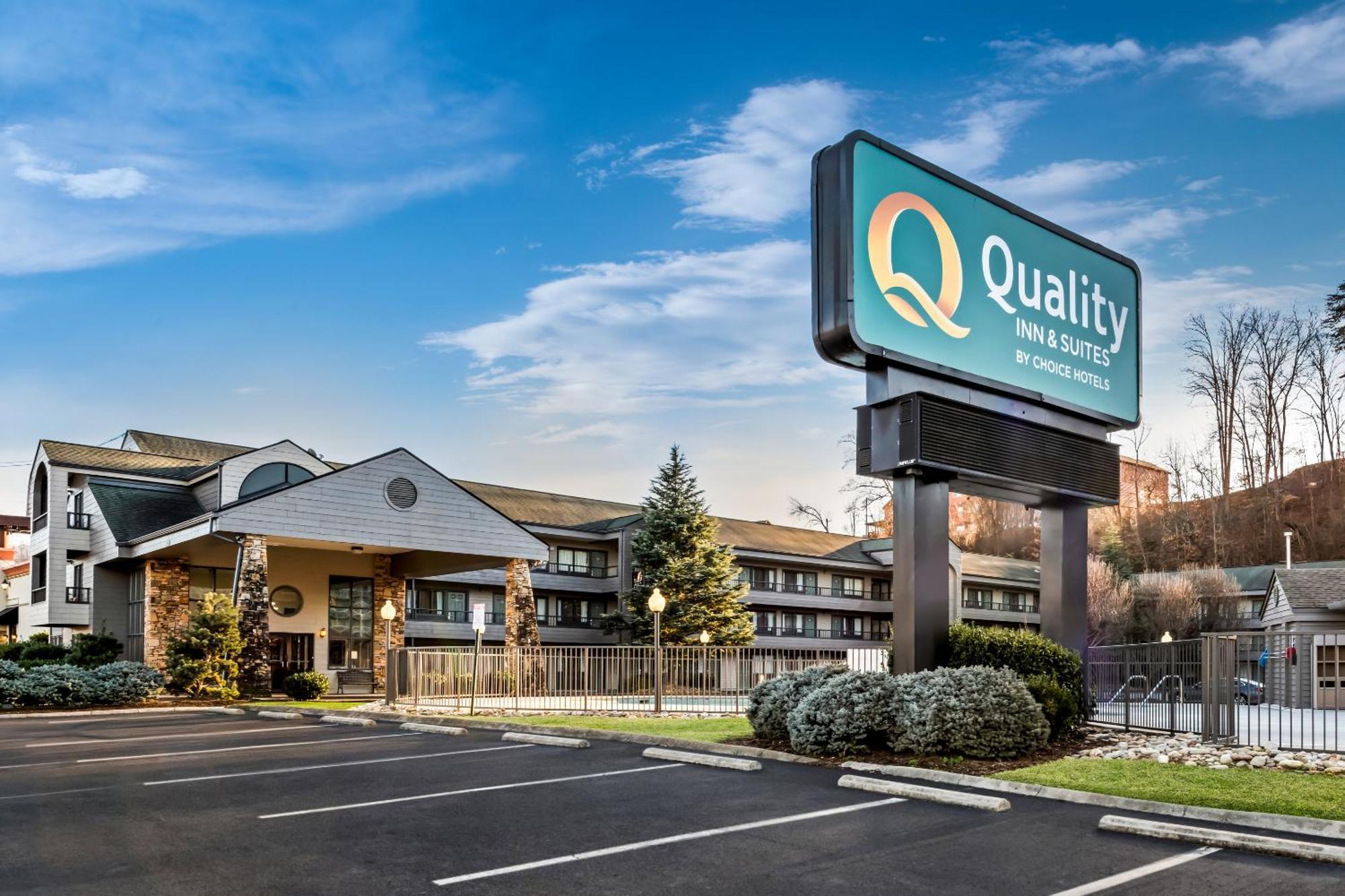 Quality Inn & Suites At Dollywood Lane Pigeon Forge Eksteriør billede